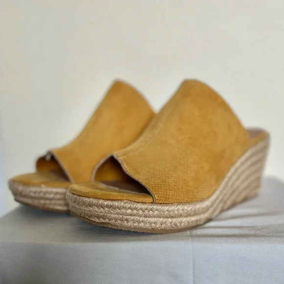 Torrid 9W Platform Espadrille Wedge Sandals - Picture 2 of 13